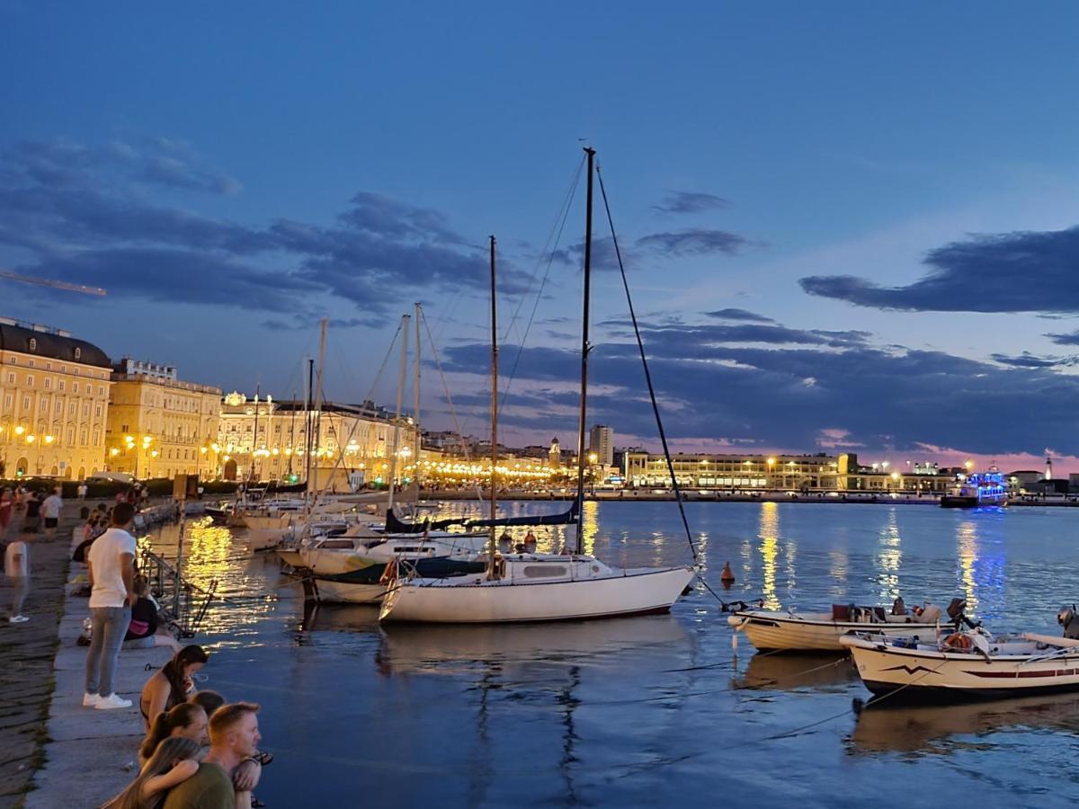 B&B Excelsior Trieste Luaran gambar